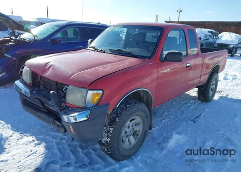 1999 Toyota Tacoma из США, поврежденный, VIN 4TAWN72N2XZ518657